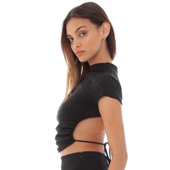 ⚡️ SAIA TEE from ARE YOU AM I 💋 [SOLD] - Picture 3 of 6